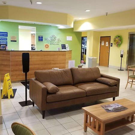 Microtel Inn & Suites By Wyndham Delphos Экстерьер фото