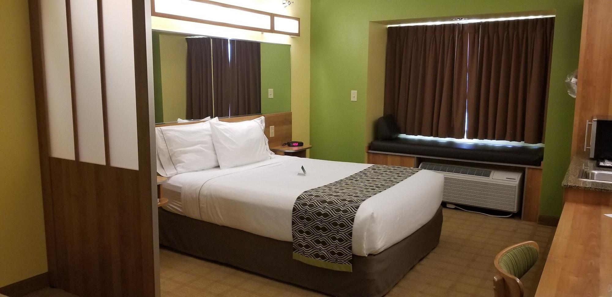 Microtel Inn & Suites By Wyndham Delphos Экстерьер фото
